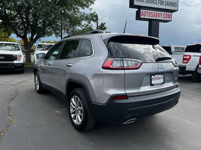 2022 jeep cherokee latitude lux