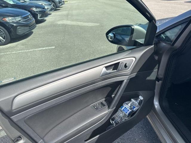 2015 volkswagen golf auto tsi se
