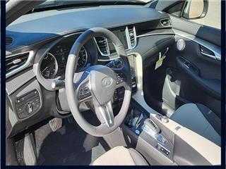 2025 Infiniti QX55 essential