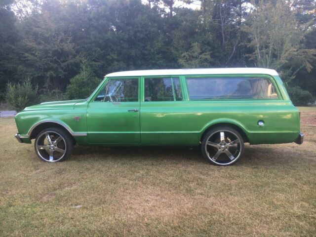1967 chevy suburban carryall