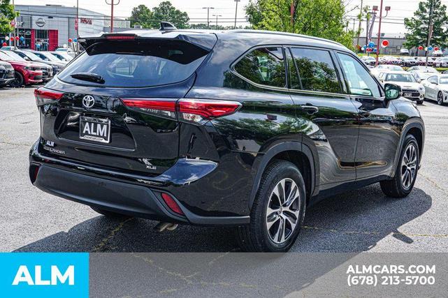 2022 toyota highlander xle