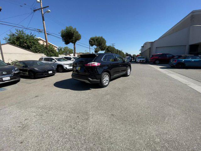 2022 ford edge sel