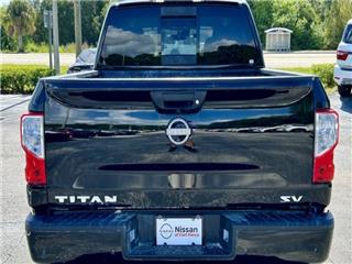 2023 Nissan Titan s