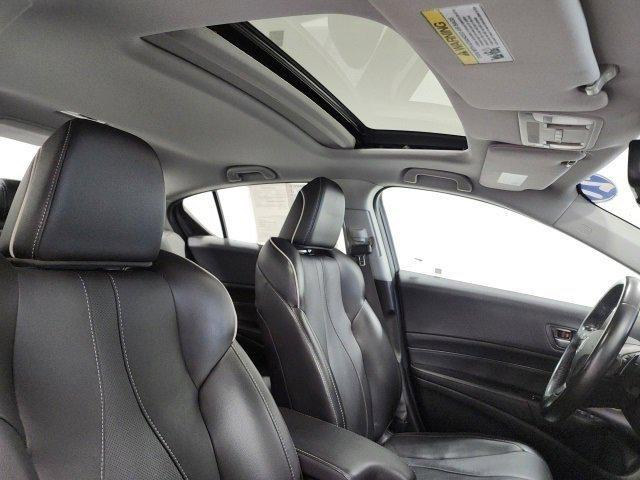 2021 acura ilx premium package