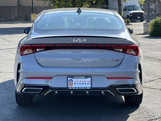 2022 kia k5 gt-line