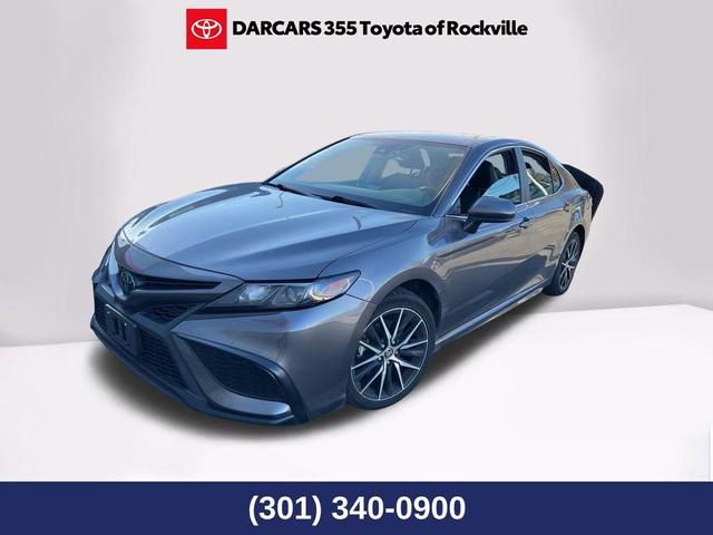 2021 toyota camry se