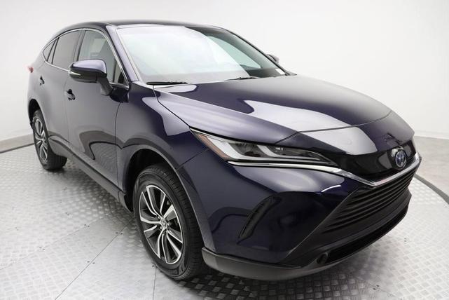 2023 toyota venza le