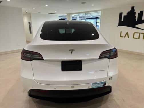2021 tesla model y