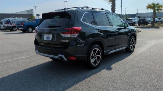 2022 subaru forester touring