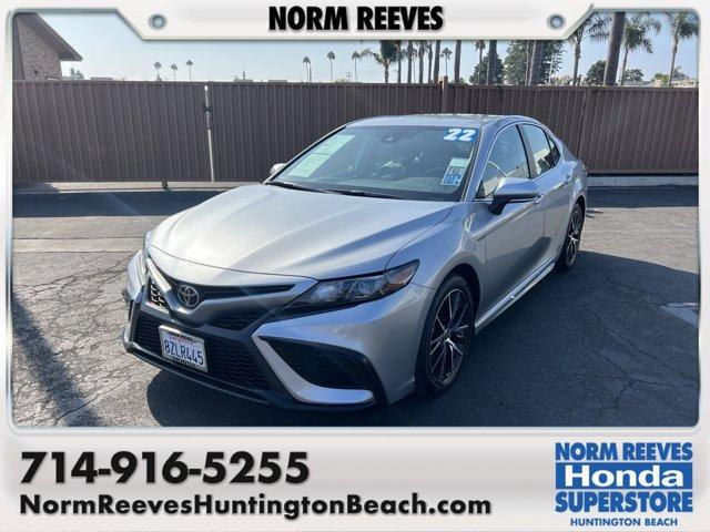 2022 toyota camry se