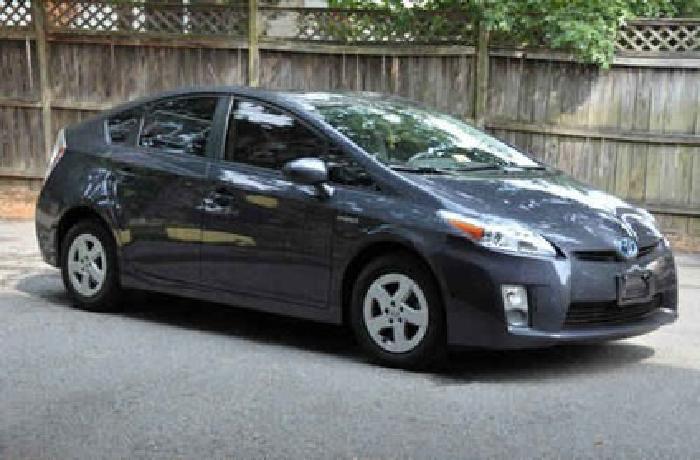 2011 toyota prius iv nav, leather in springfield, va