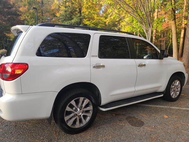 2015 toyota sequoia limited