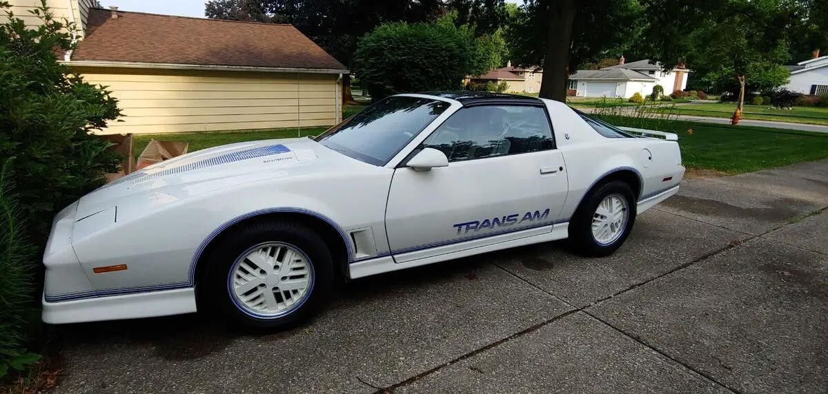 1984 pontiac firebird trans am coupe