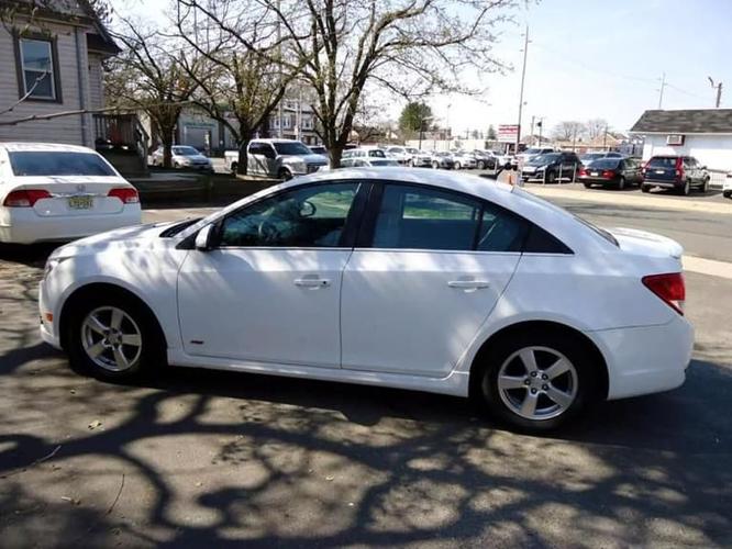 2014 chevrolet cruze 1lt auto 4dr sedan in trenton, new jersey