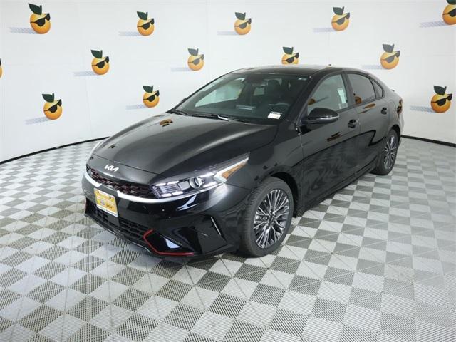 2024 kia forte gt-line
