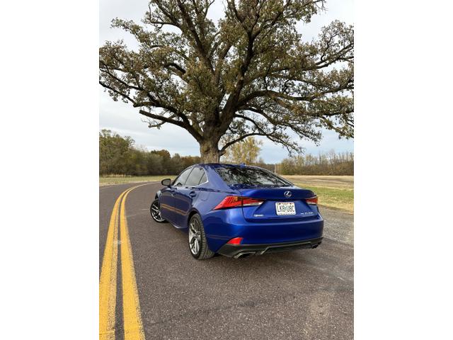 2017 lexus is 300 f sport