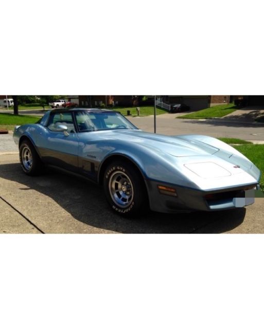 classic 1982 chevrolet corvette coupe silver / blue w/ t-tops