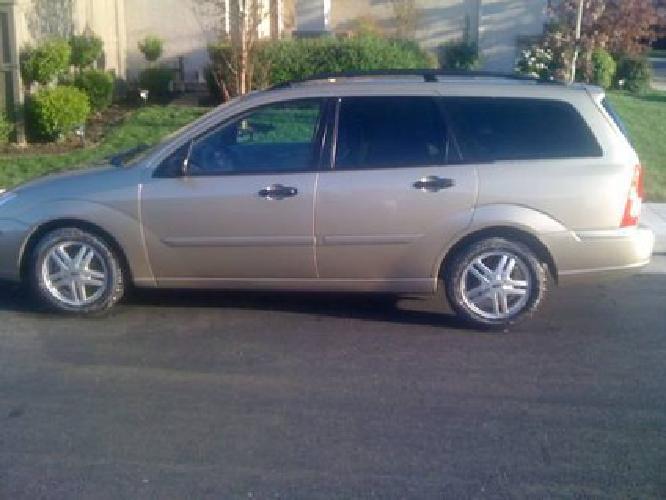 2000 ford focus se wagon - auto - 61k miles in elk grove, ca