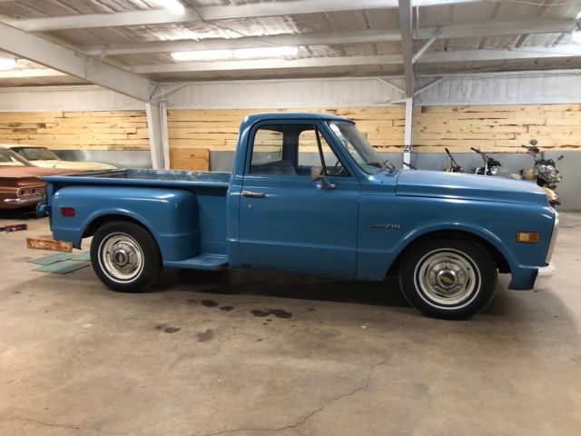 1971 c-10 stepside. swb. cummins swapped!! diesel!! a/c, disc brakes, ps, pb