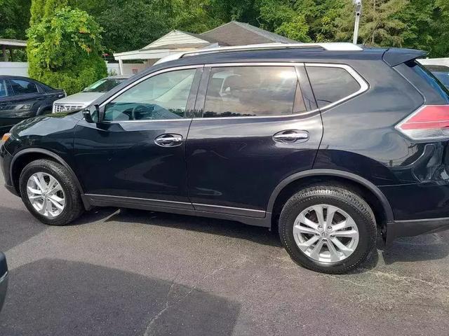 2016 nissan rogue sv