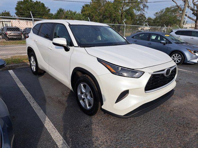 2023 toyota highlander l