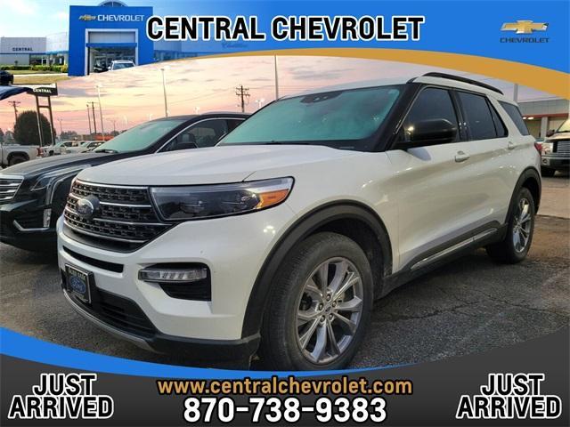 2022 ford explorer xlt