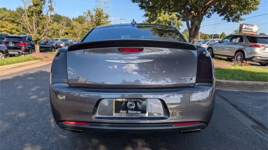 2017 Chrysler 300