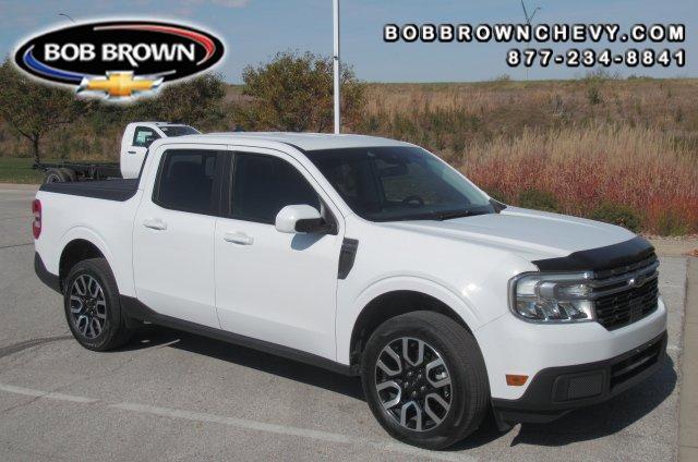 2022 ford maverick lariat