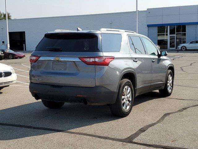 2018 chevrolet traverse lt cloth