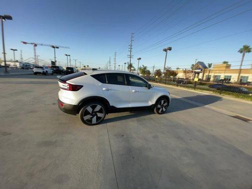2023 volvo c40 recharge pure electric