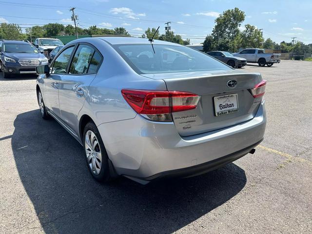 2022 subaru impreza base