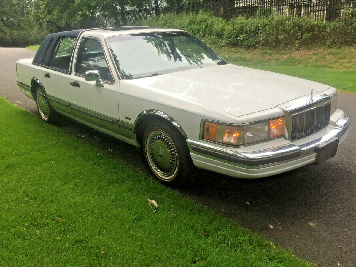 lincoln continental grand marquis crown victoria ltd fleetwood brougham