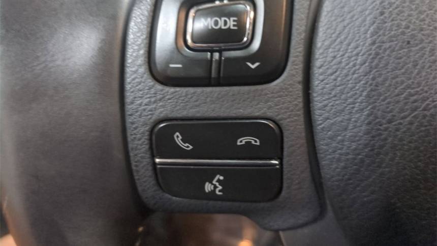 2019 lexus is 300 base