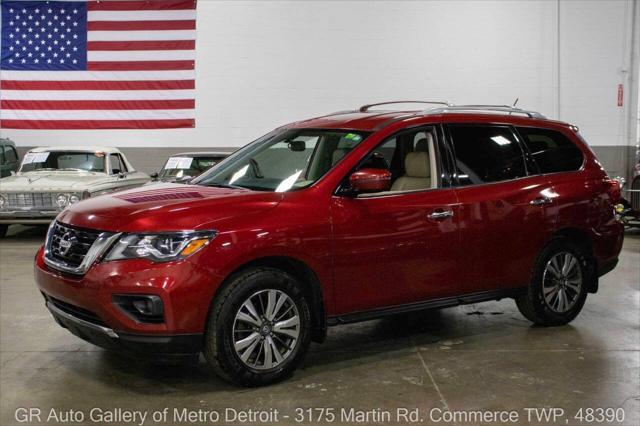 2017 nissan pathfinder sv