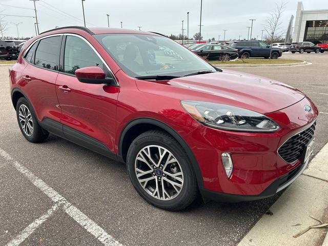 2020 ford escape sel