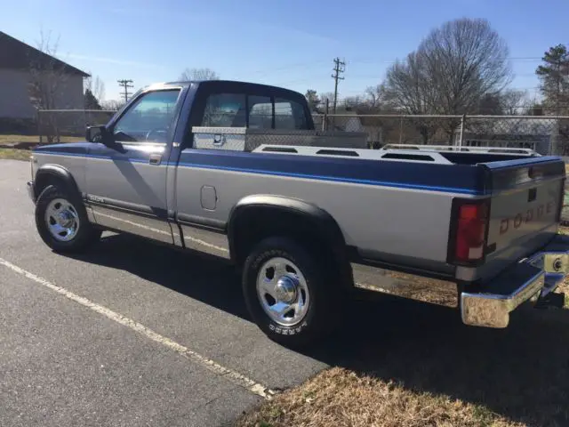 dodge truck 1994 dakota in excellent condition w/96k original miles clear title