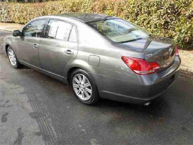 2005 toyota avalon limited in richmond, va