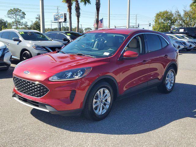 2021 ford escape se