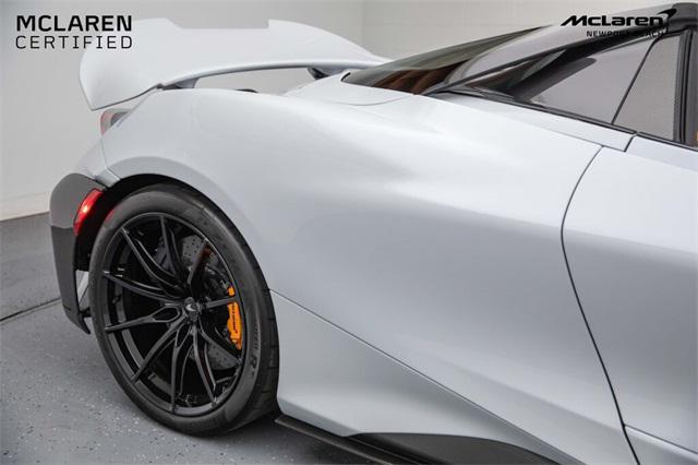 2022 mclaren 765lt spider