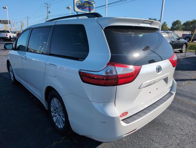 2015 toyota sienna xle