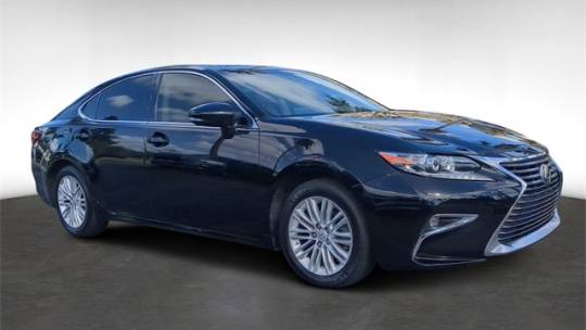 2016 Lexus ES
