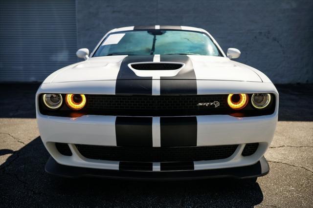 2016 dodge challenger srt hellcat
