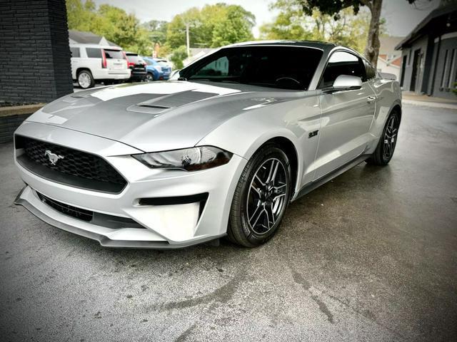 2019 ford mustang ecoboost premium