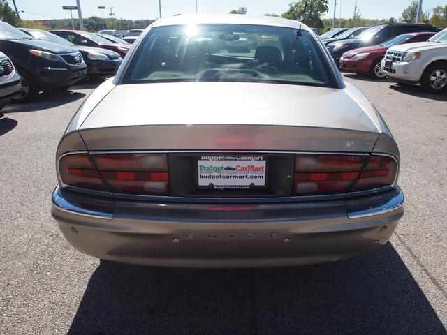 2002 buick park avenue base
