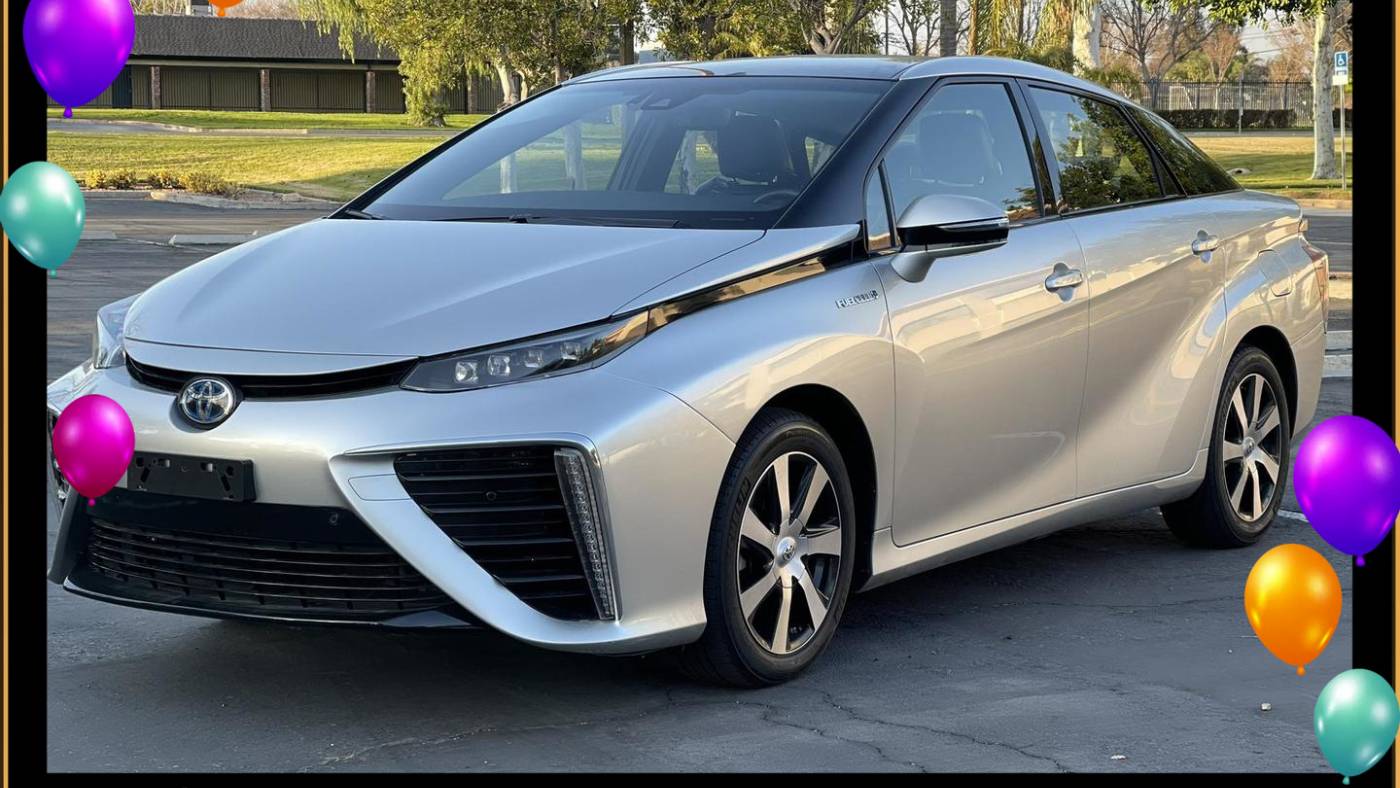 2019 toyota mirai base