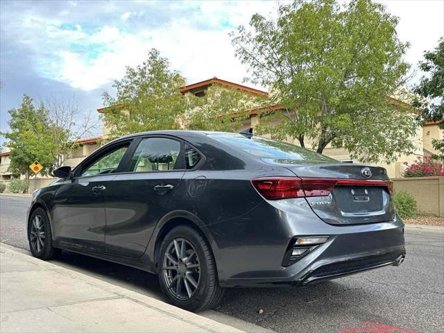2021 kia forte lxs