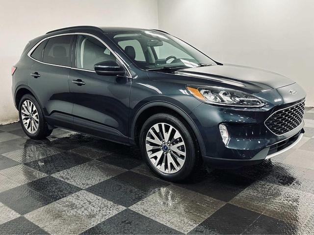 2022 ford escape titanium hybrid
