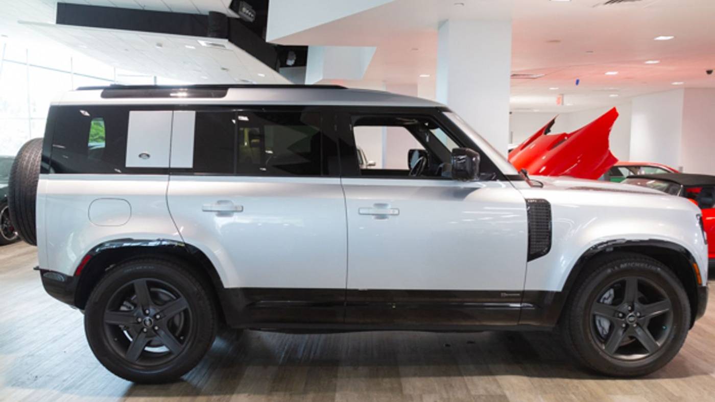 2021 land rover defender 110 x-dynamic se
