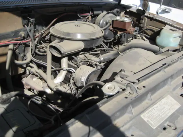 1987 chevy custom deluxe 20 w/ utility body. running