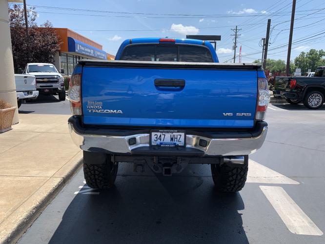 used 2010 toyota tacoma 4x4 double cab louisville, ky 40213 for sale in louisville, kentucky